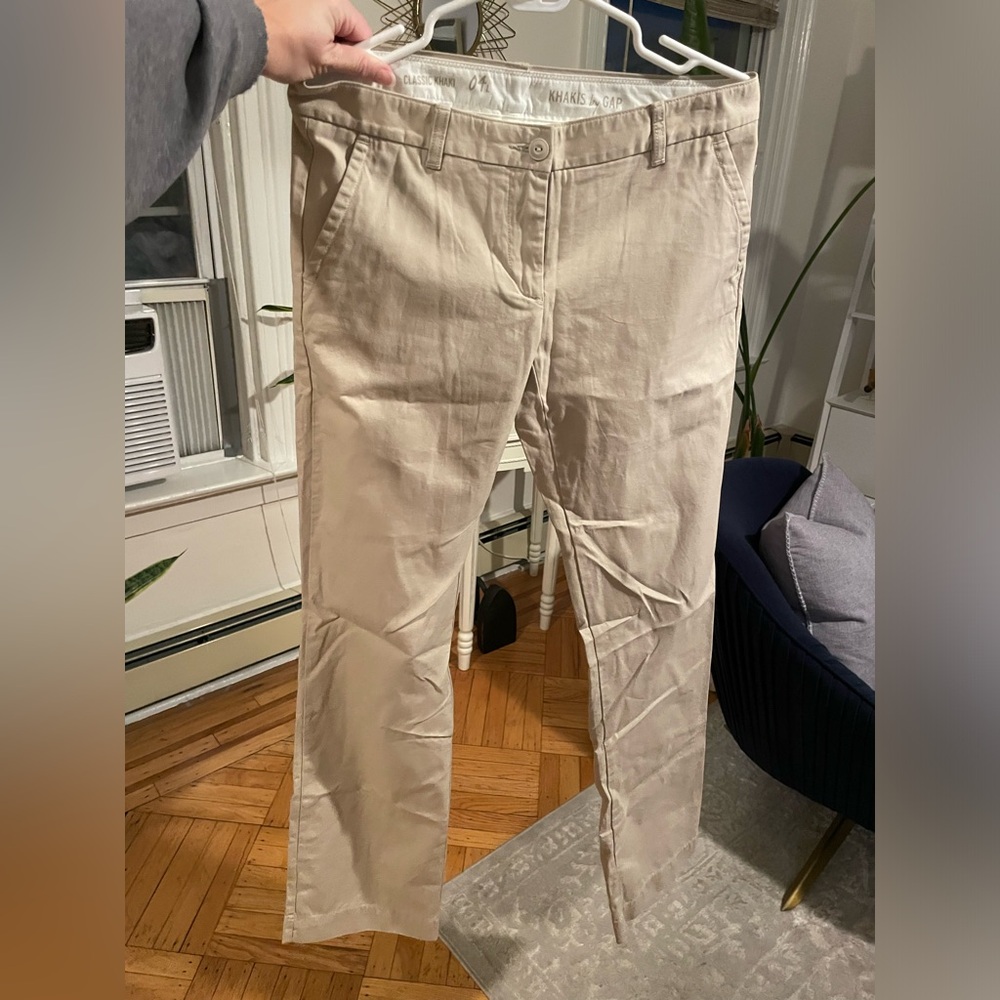 Gap Classic Khakis - new with tags